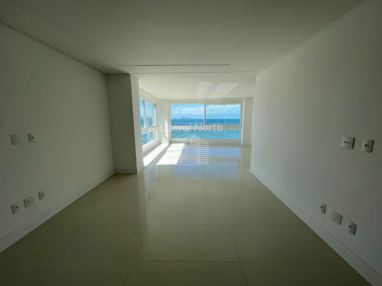 Apartamento à venda com 3 quartos, 3 suítes, 2 vagas e 157m² no Barra Sul, Balneário Camboriú (SC) — foto 12 de 24