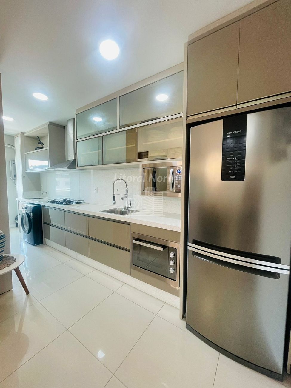 Apartamento à venda com 3 quartos, 2 suítes, 2 vagas e 188m² no Nações, Balneário Camboriú (SC) — foto 14 de 15