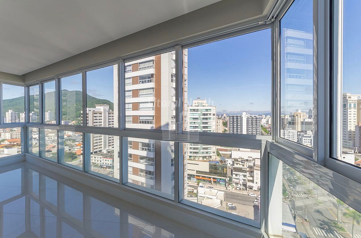 Apartamento à venda com 4 quartos, 4 suítes, 3 vagas e 165m² no Fazenda, Itajaí (SC) — foto 4 de 30