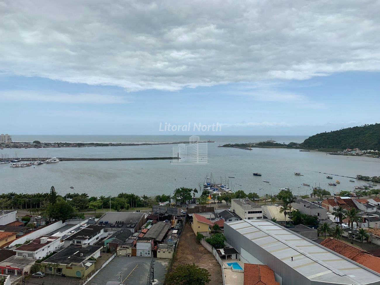 Cobertura à venda com 3 quartos, 3 suítes, 2 vagas e 240m² no Fazenda, Itajaí (SC) — foto 6 de 17