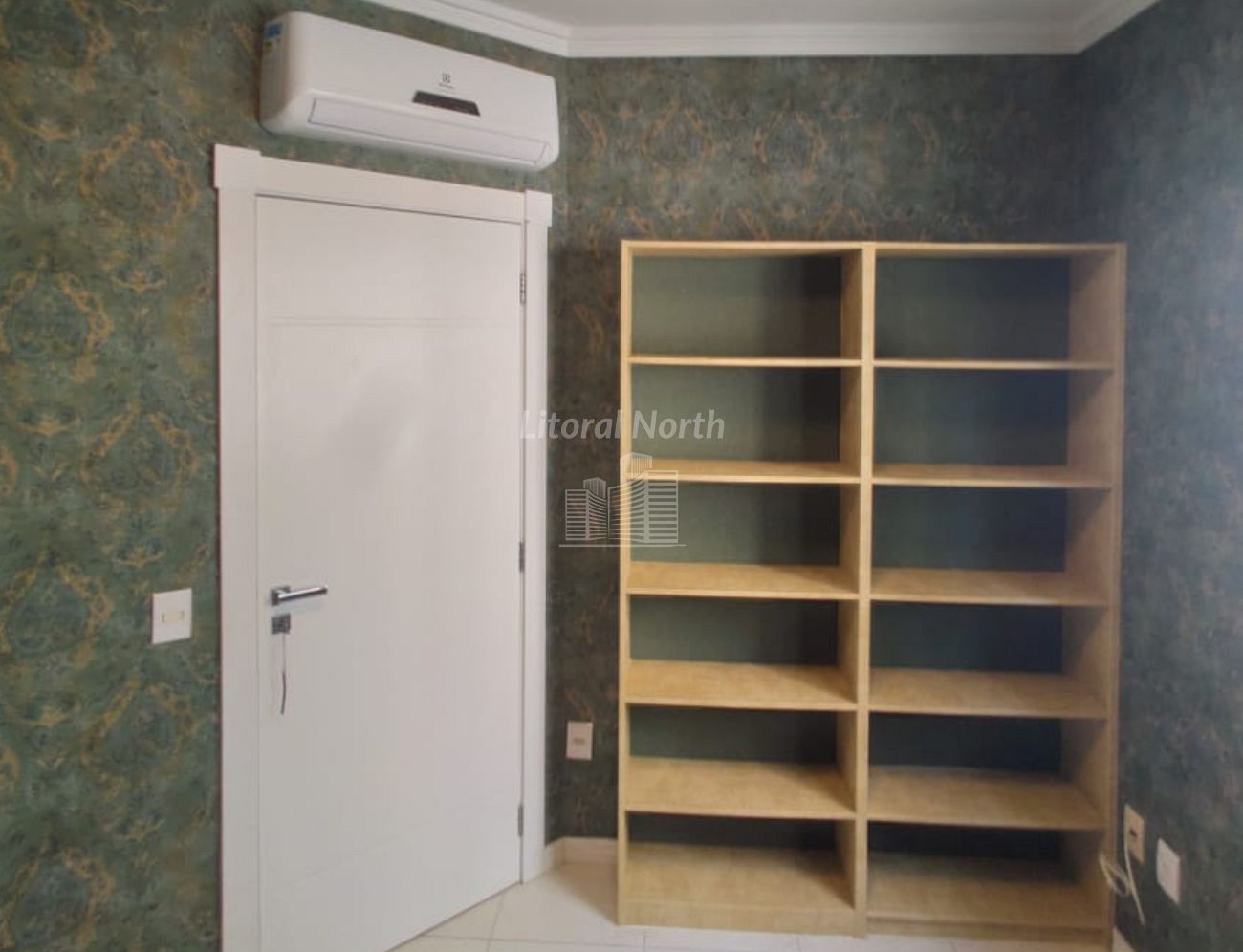 Apartamento à venda com 2 quartos, 1 suíte, 2 vagas e 102m² no Centro, Balneário Camboriú (SC) — foto 14 de 19
