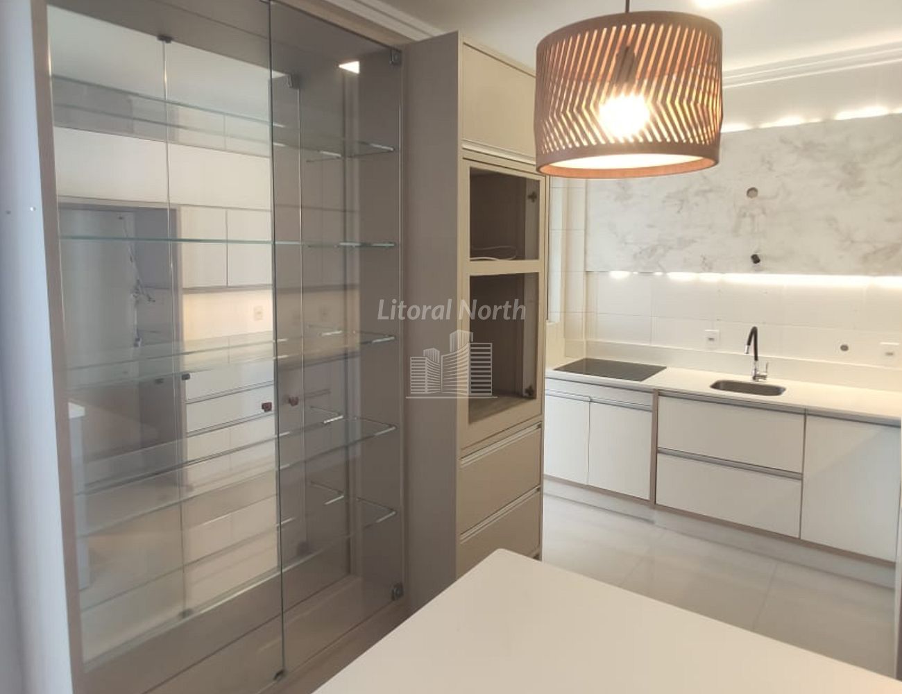 Apartamento à venda com 2 quartos, 1 suíte, 2 vagas e 102m² no Centro, Balneário Camboriú (SC) — foto 4 de 19