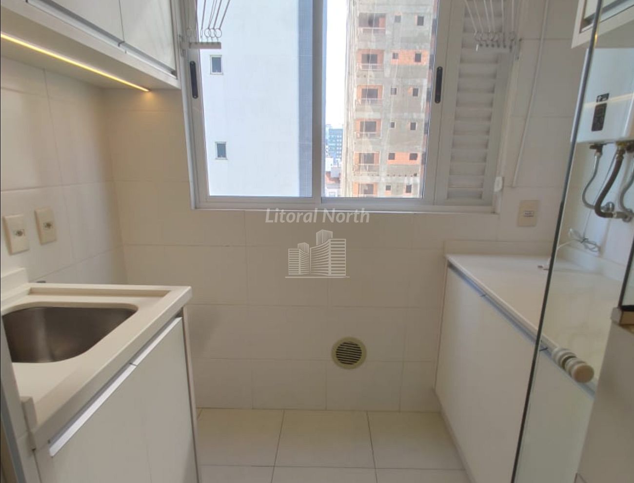 Apartamento à venda com 2 quartos, 1 suíte, 2 vagas e 102m² no Centro, Balneário Camboriú (SC) — foto 6 de 19