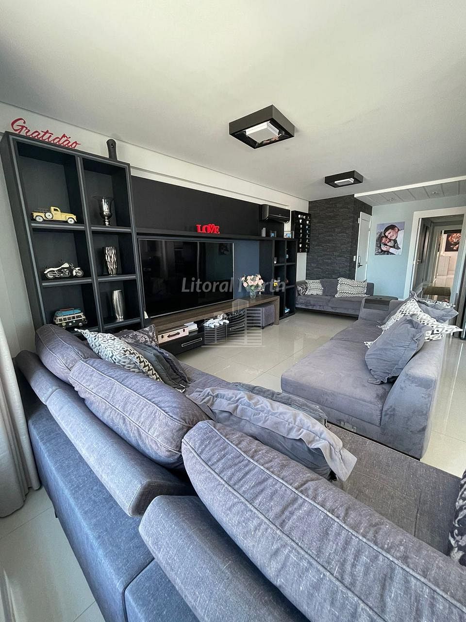 Apartamento à venda com 3 quartos, 3 suítes, 3 vagas e 136m² no Centro, Balneário Camboriú (SC) — foto 3 de 21