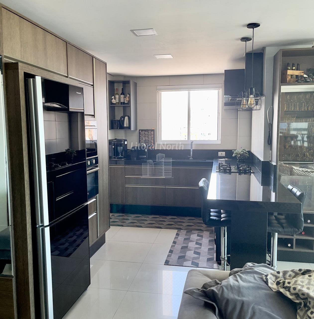 Apartamento à venda com 3 quartos, 3 suítes, 3 vagas e 136m² no Centro, Balneário Camboriú (SC) — foto 9 de 21