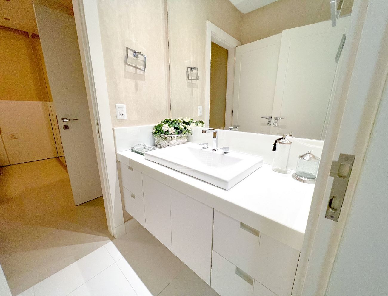 Apartamento à venda com 4 quartos, 4 suítes, 4 vagas e 158m² no Pioneiros, Balneário Camboriú (SC) — foto 7 de 14
