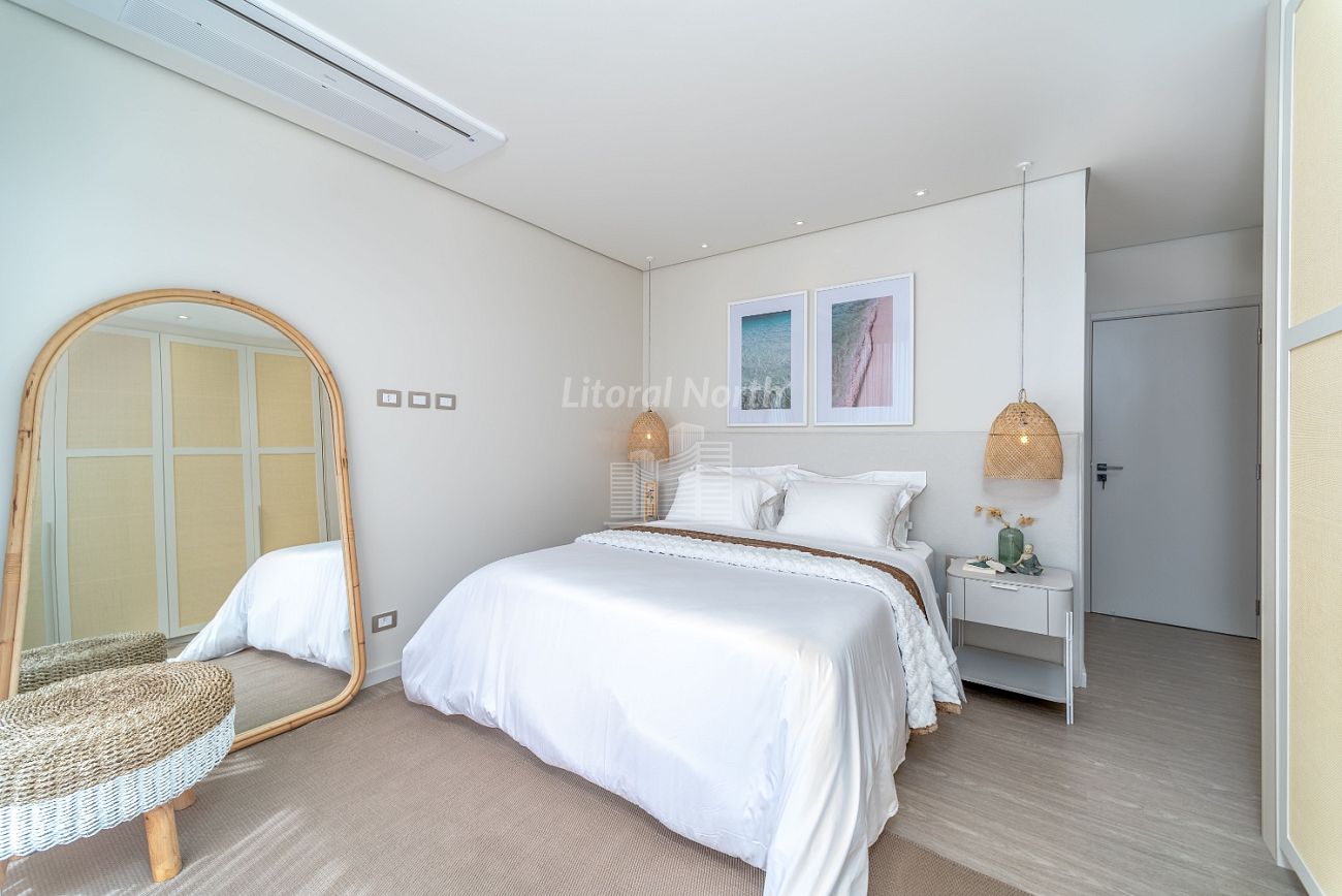 Casa à venda com 5 quartos, 4 suítes, 4 vagas e 458m² no Praia do Estaleiro, Balneário Camboriú (SC) — foto 26 de 30
