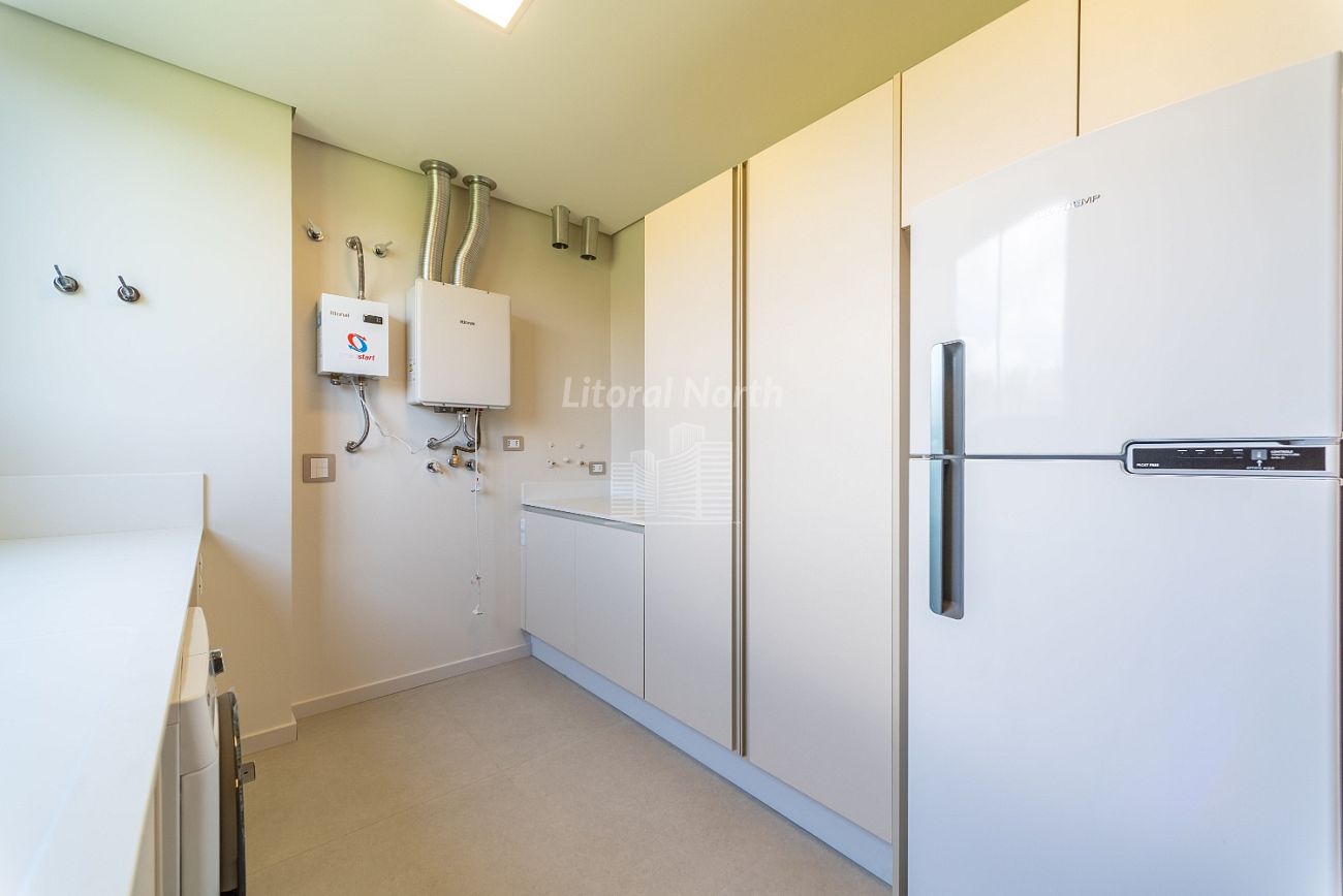 Casa à venda com 5 quartos, 4 suítes, 4 vagas e 458m² no Praia do Estaleiro, Balneário Camboriú (SC) — foto 21 de 30