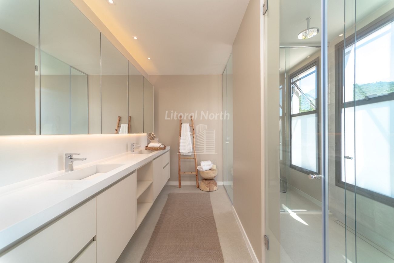 Casa à venda com 5 quartos, 4 suítes, 4 vagas e 458m² no Praia do Estaleiro, Balneário Camboriú (SC) — foto 30 de 30