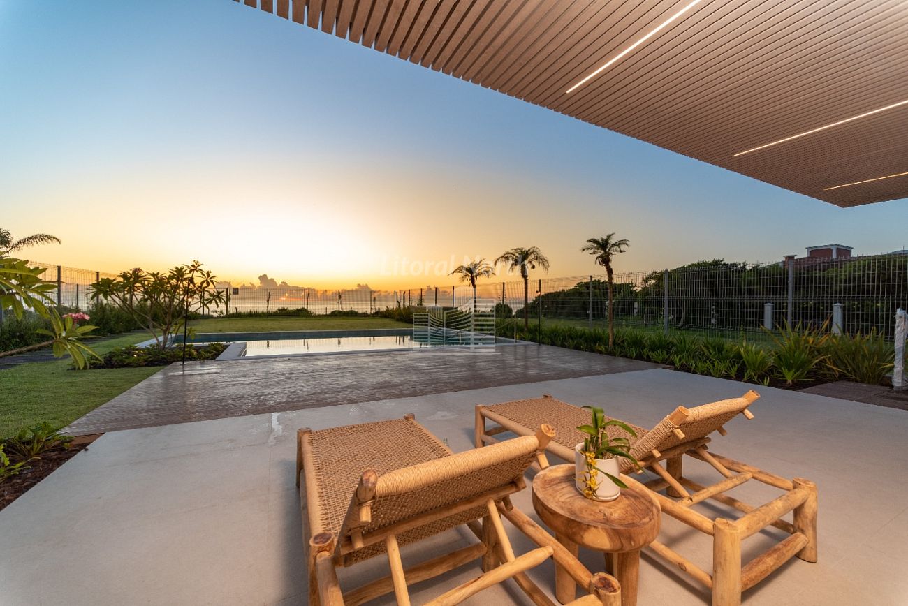 Casa à venda com 5 quartos, 4 suítes, 4 vagas e 458m² no Praia do Estaleiro, Balneário Camboriú (SC) — foto 19 de 30