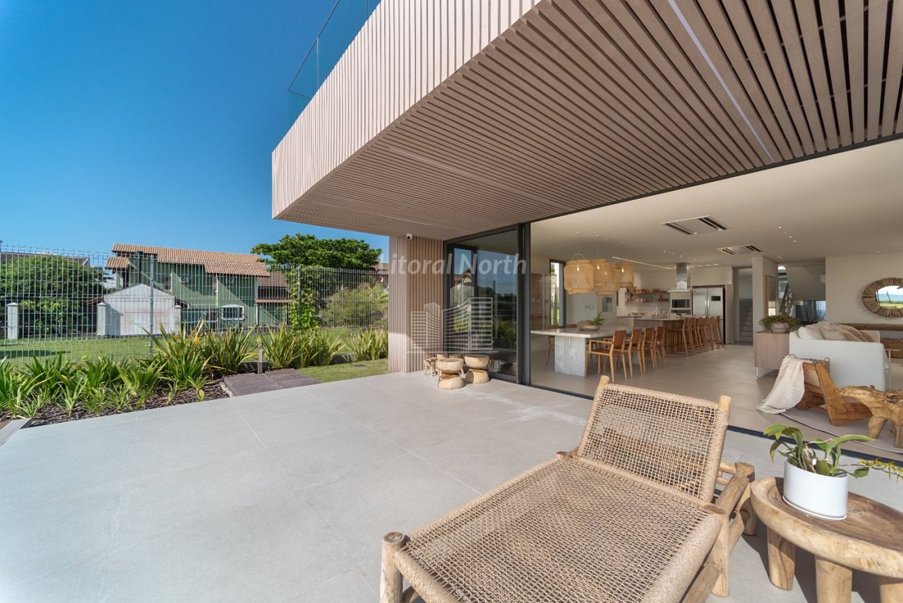 Casa à venda com 5 quartos, 4 suítes, 4 vagas e 458m² no Praia do Estaleiro, Balneário Camboriú (SC) — foto 7 de 30