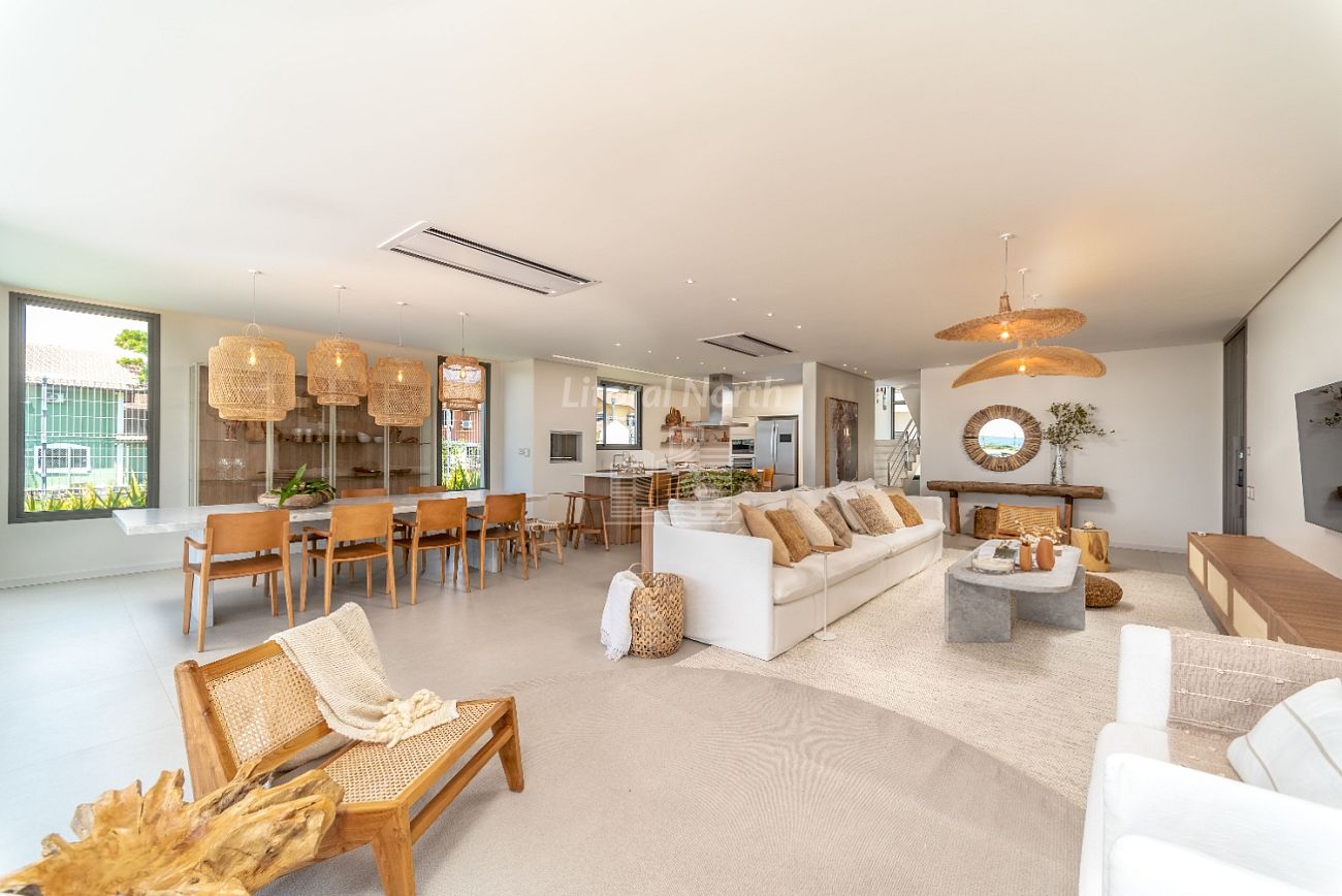 Casa à venda com 5 quartos, 4 suítes, 4 vagas e 458m² no Praia do Estaleiro, Balneário Camboriú (SC) — foto 16 de 30