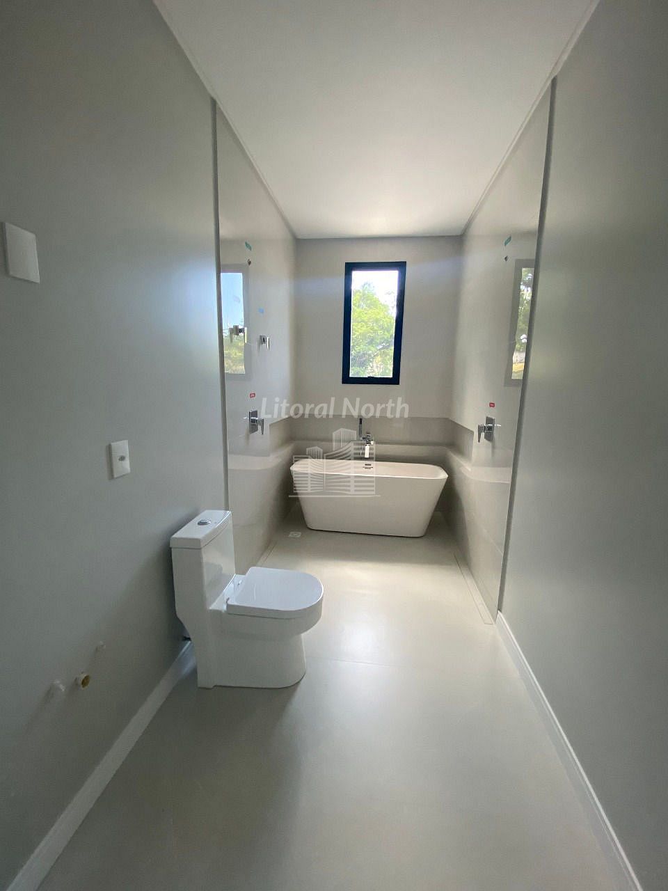 Casa à venda com 4 quartos, 4 suítes, 4 vagas e 432m² no Barra, Balneário Camboriú (SC) — foto 11 de 16