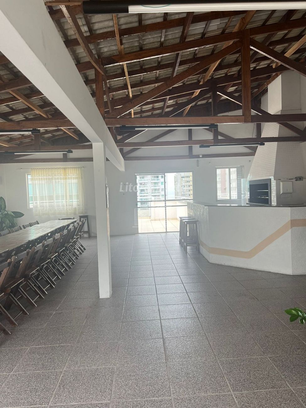 Apartamento à venda com 2 quartos, 1 suíte, 1 vaga e 98m² no Centro, Balneário Camboriú (SC) — foto 2 de 9