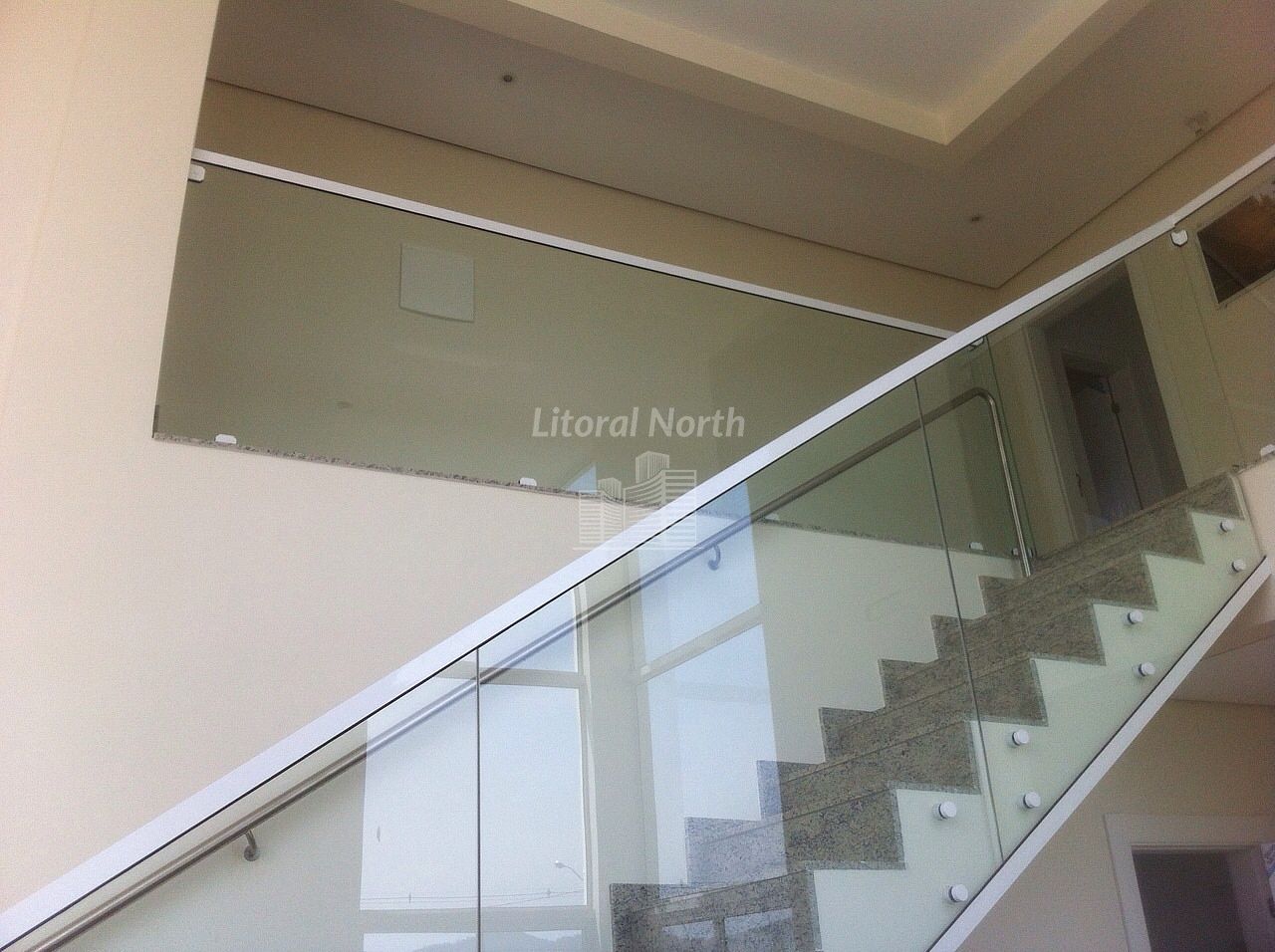 Casa à venda com 4 quartos, 4 suítes, 2 vagas e 239m² no Santa Regina, Camboriú (SC) — foto 3 de 10