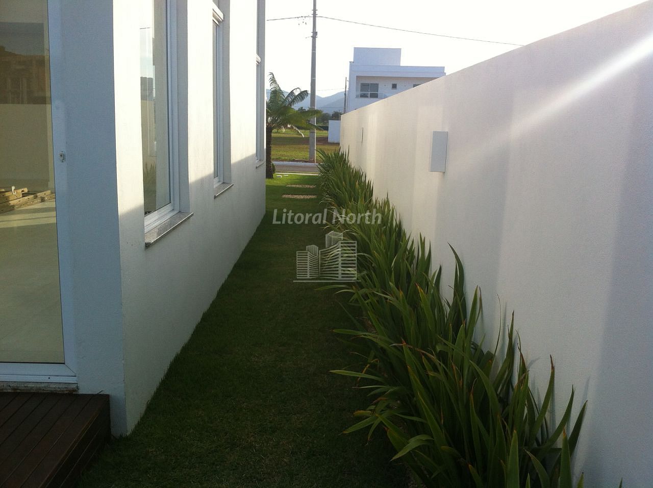 Casa à venda com 4 quartos, 4 suítes, 2 vagas e 239m² no Santa Regina, Camboriú (SC) — foto 10 de 10
