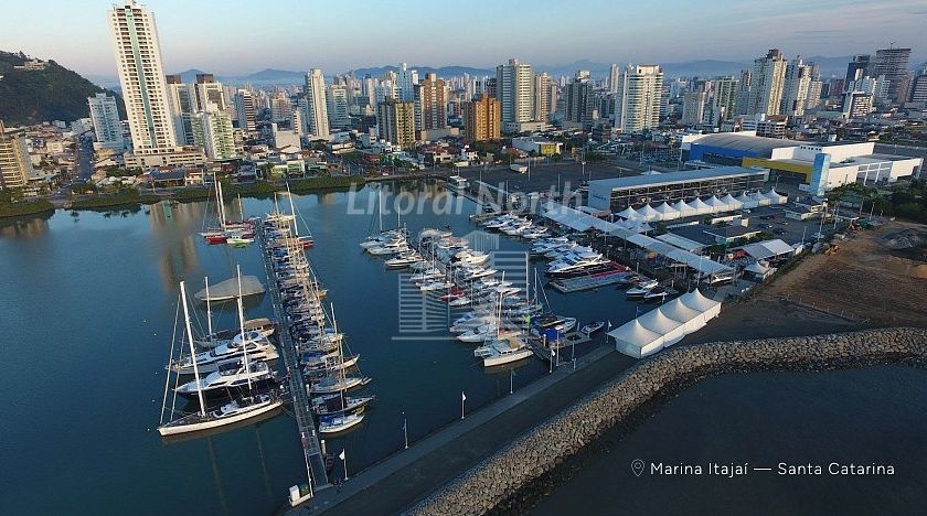 Apartamento de 3 quartos, 134m² no bairro Centro, em Itajaí | Eu Corretor