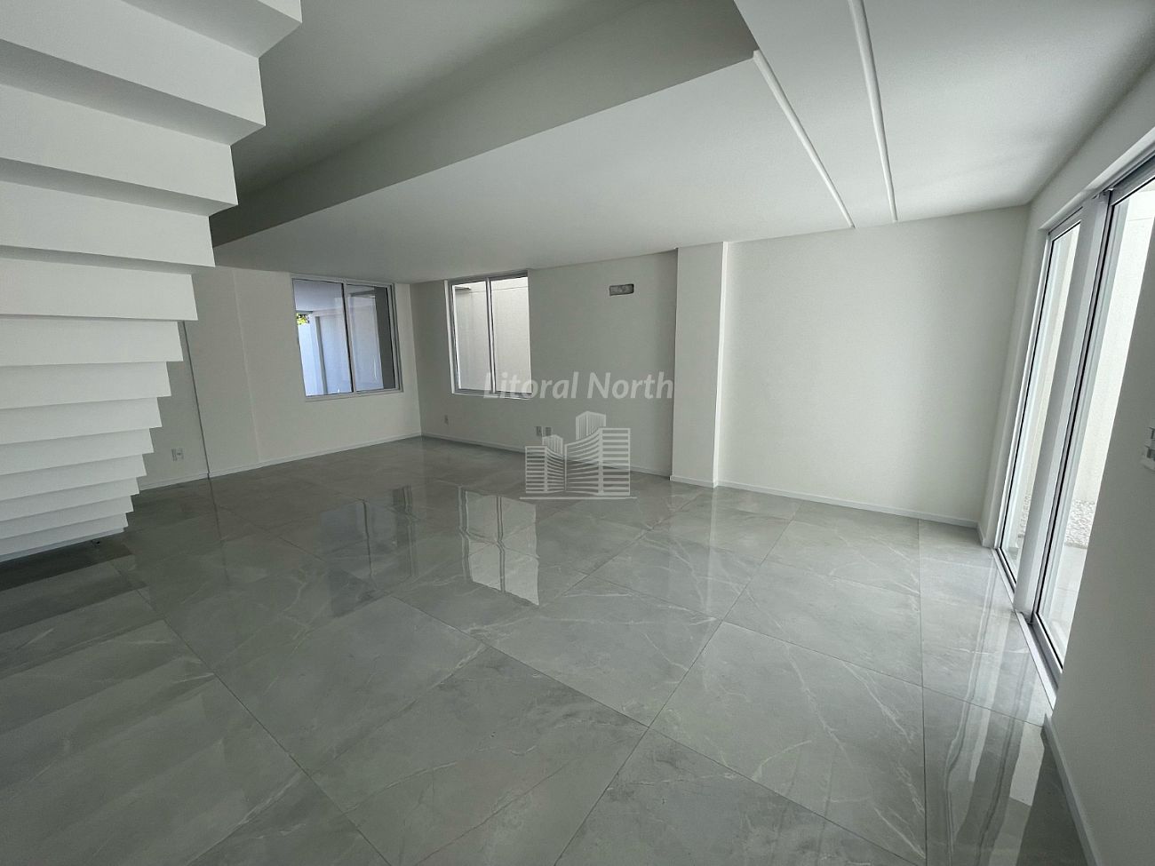 Sobrado de 3 quartos, 163m² no bairro São João, em Itajaí | Eu Corretor