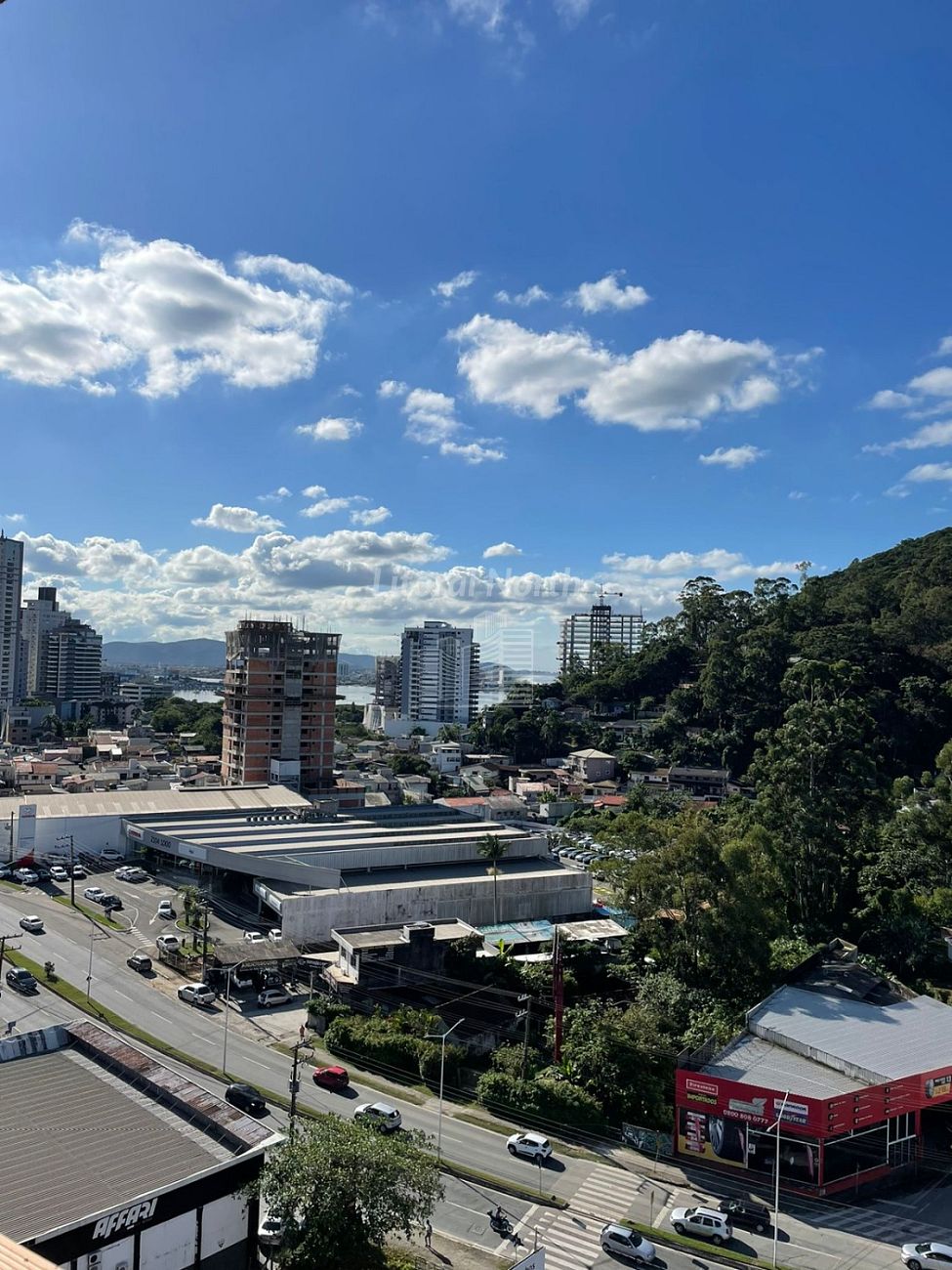 Apartamento à venda com 3 quartos, 1 suíte, 2 vagas e 90m² no Fazendinha, Itajaí (SC) — foto 6 de 11