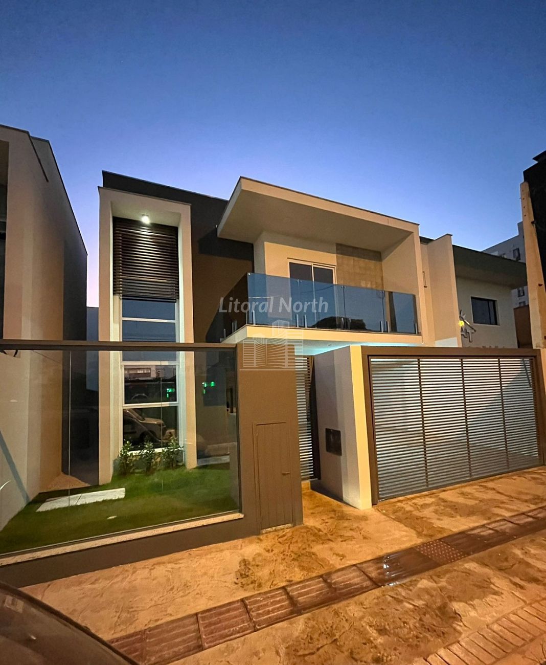 Sobrado de 3 quartos, 163m² no bairro São João, em Itajaí | Eu Corretor