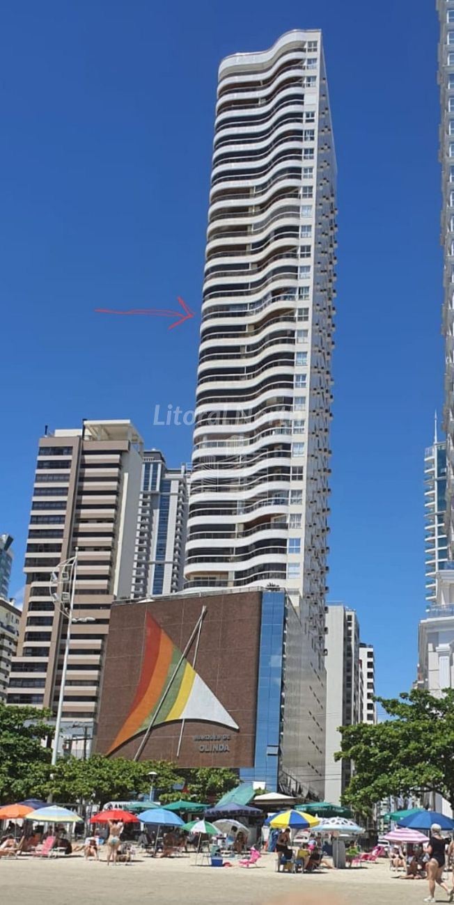 Apartamento à venda com 2 quartos, 1 suíte, 2 vagas e 80m² no Centro, Balneário Camboriú (SC) — foto 2 de 10