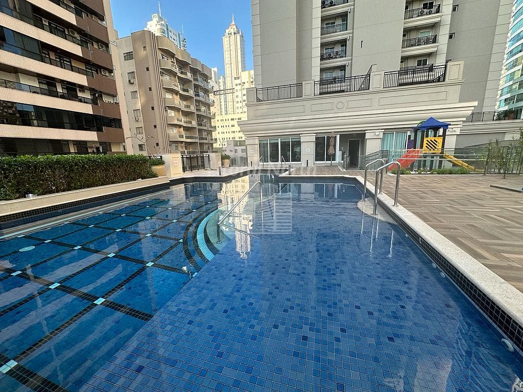 Apartamento à venda com 3 quartos, 3 suítes, 2 vagas e 130m² no Centro, Balneário Camboriú (SC) — foto 4 de 27