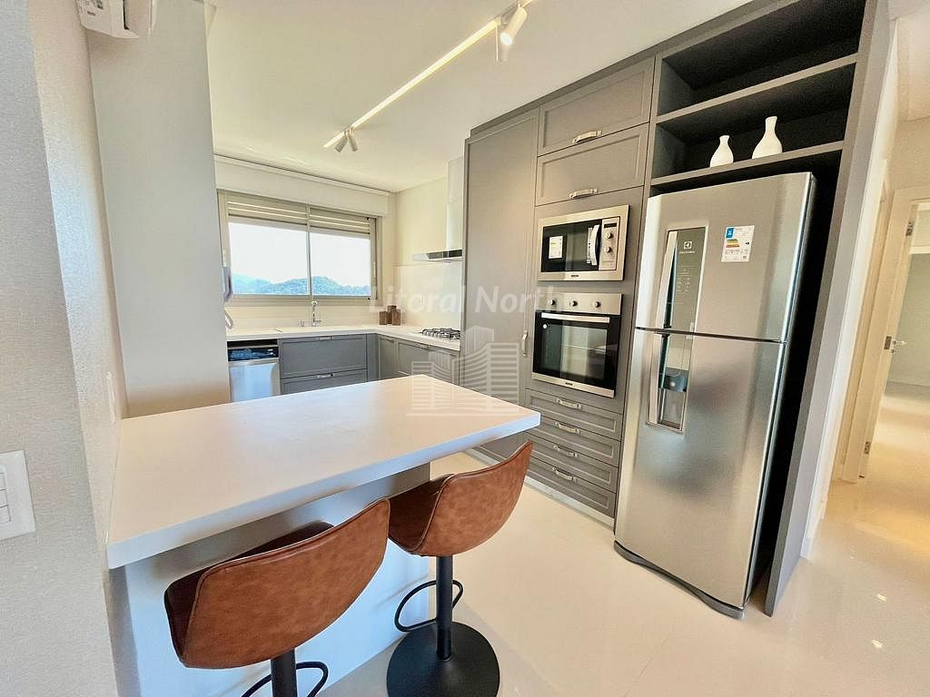 Apartamento à venda com 3 quartos, 3 suítes, 2 vagas e 145m² no Barra Sul, Balneário Camboriú (SC) — foto 3 de 8