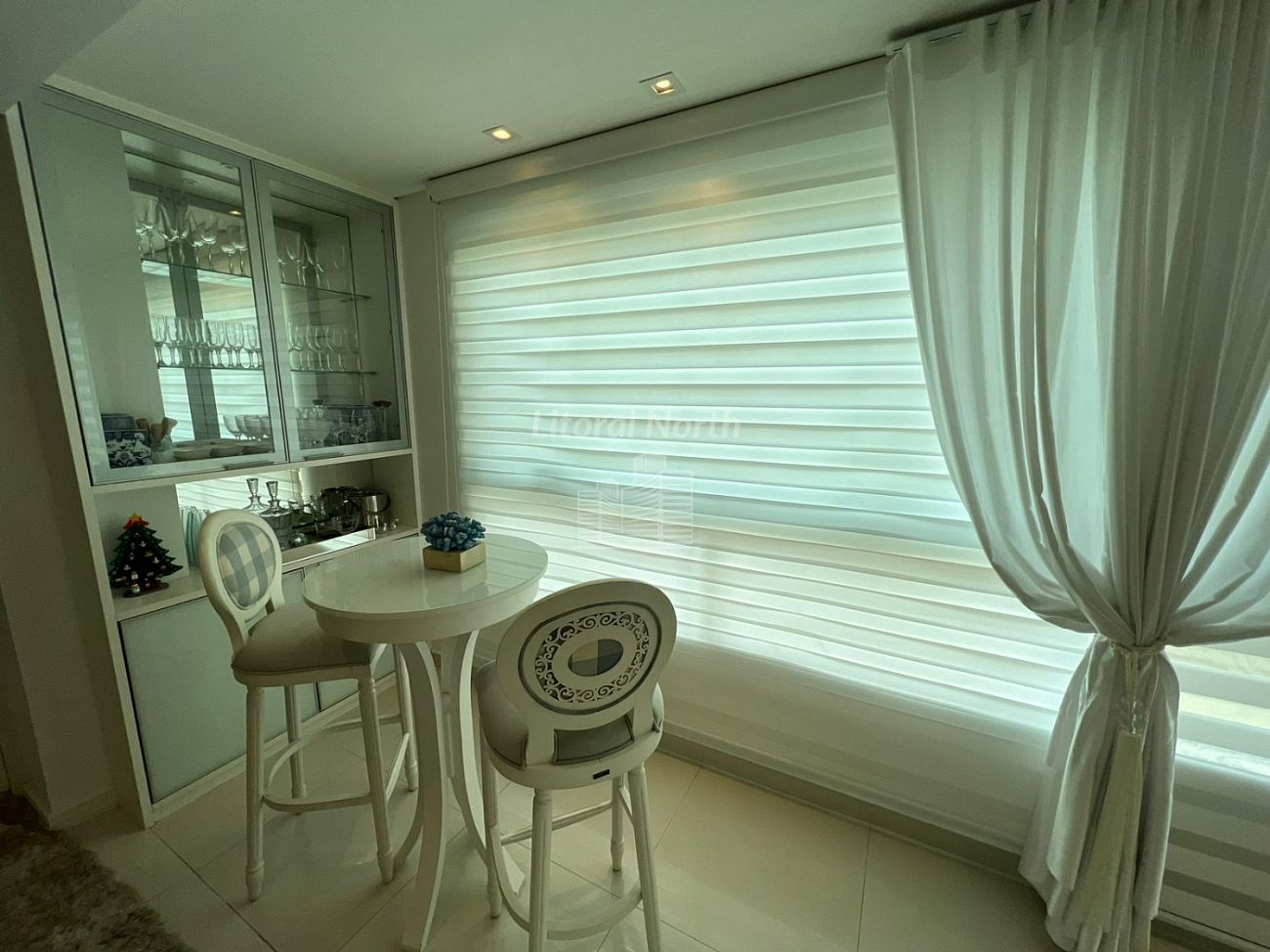 Apartamento à venda com 4 quartos, 2 suítes, 1 vaga e 141m² no Centro, Balneário Camboriú (SC) — foto 10 de 22