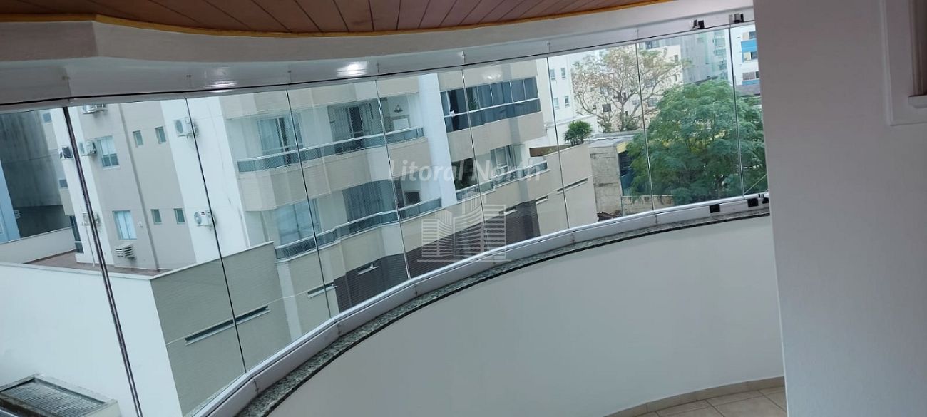 Apartamento à venda com 3 quartos, 1 suíte, 2 vagas e 93m² no Pioneiros, Balneário Camboriú (SC) — foto 2 de 15