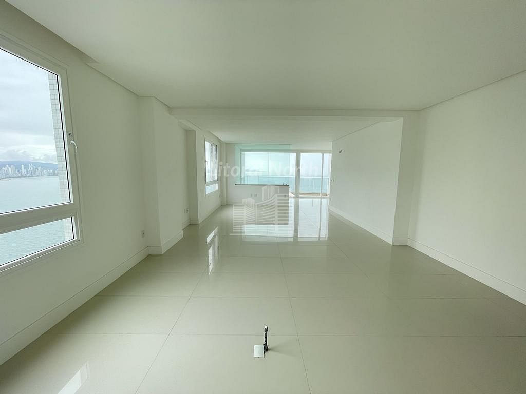 Apartamento à venda com 7 quartos, 7 suítes, 4 vagas e 410m² no Centro, Balneário Camboriú (SC) — foto 17 de 30