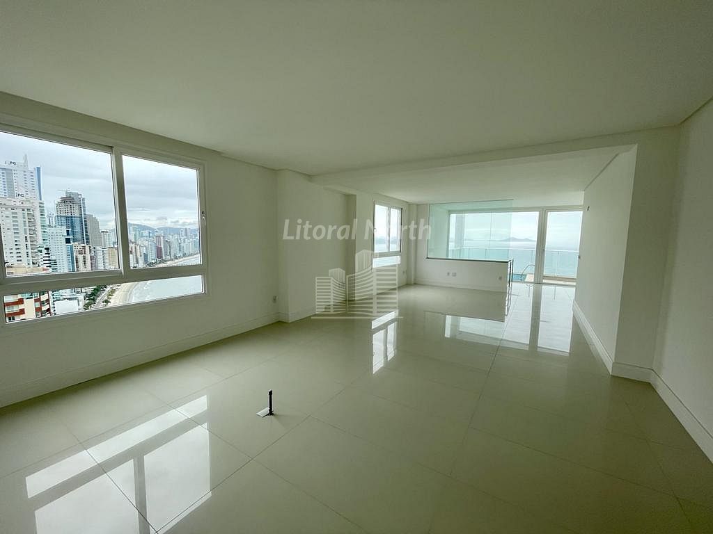 Apartamento à venda com 7 quartos, 7 suítes, 4 vagas e 410m² no Centro, Balneário Camboriú (SC) — foto 18 de 30