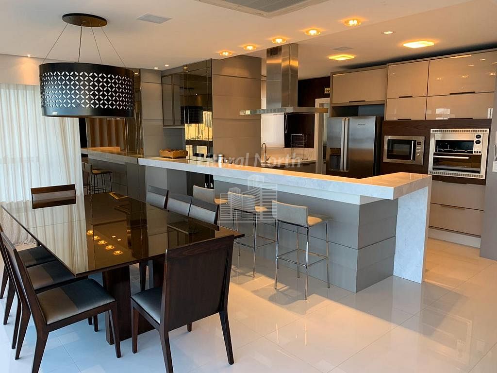 Apartamento à venda com 4 quartos, 4 suítes, 4 vagas e 237m² no Barra Sul, Balneário Camboriú (SC) — foto 4 de 29