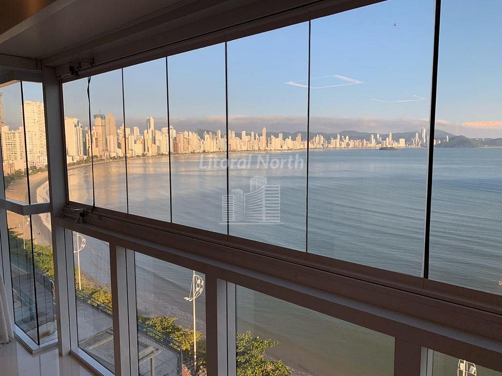 Apartamento à venda com 4 quartos, 4 suítes, 4 vagas e 237m² no Barra Sul, Balneário Camboriú (SC) — foto 12 de 29