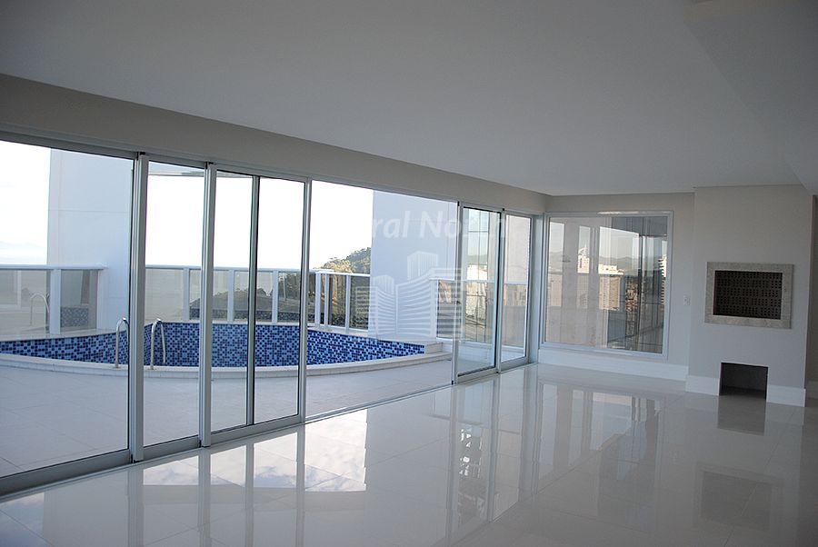 Cobertura à venda com 6 quartos, 6 suítes, 5 vagas e 490m² no Centro, Balneário Camboriú (SC) — foto 10 de 28