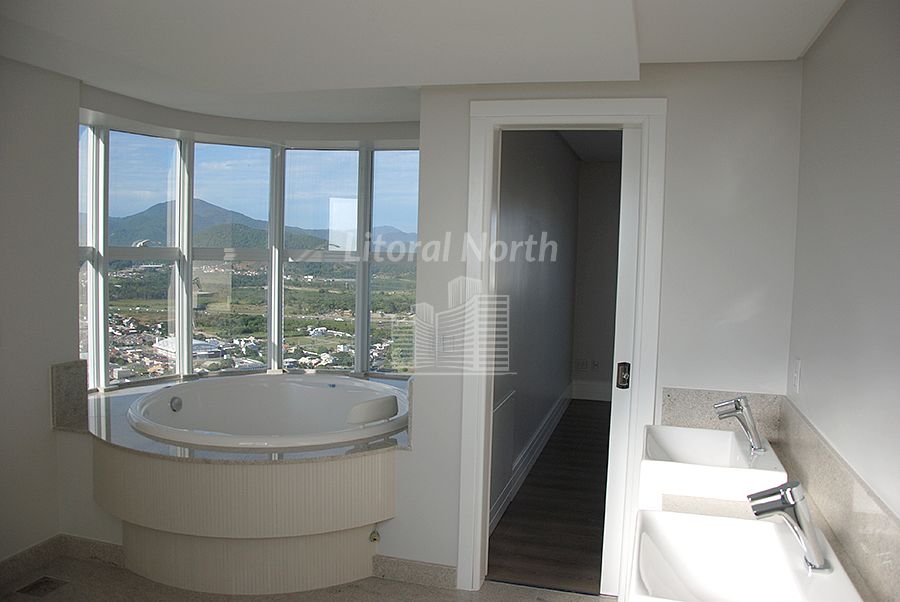 Cobertura à venda com 6 quartos, 6 suítes, 5 vagas e 490m² no Centro, Balneário Camboriú (SC) — foto 28 de 28