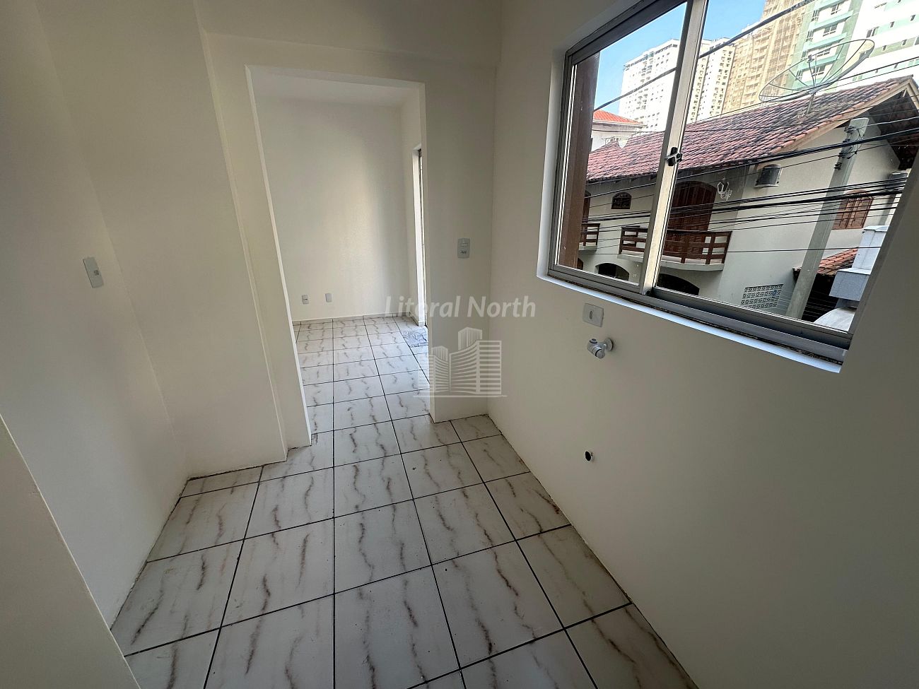 Apartamento à venda com 2 quartos, 1 banheiro, 1 vaga e 69m² no Centro, Balneário Camboriú (SC) — foto 5 de 13