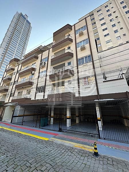 Apartamento à venda com 2 quartos, 1 banheiro, 1 vaga e 69m² no Centro, Balneário Camboriú (SC) — foto 13 de 13