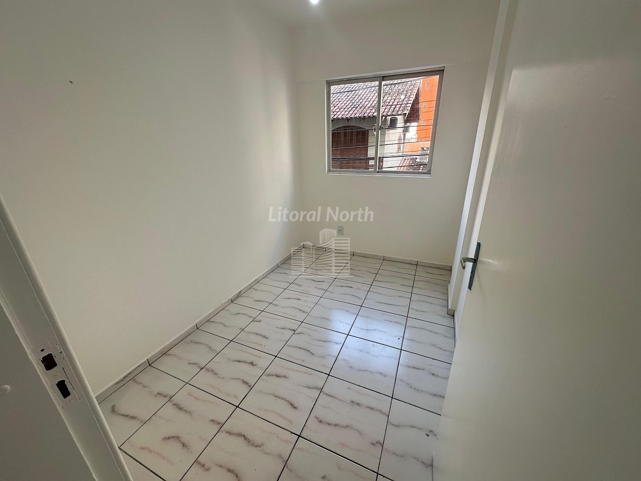 Apartamento à venda com 2 quartos, 1 banheiro, 1 vaga e 69m² no Centro, Balneário Camboriú (SC) — foto 3 de 13