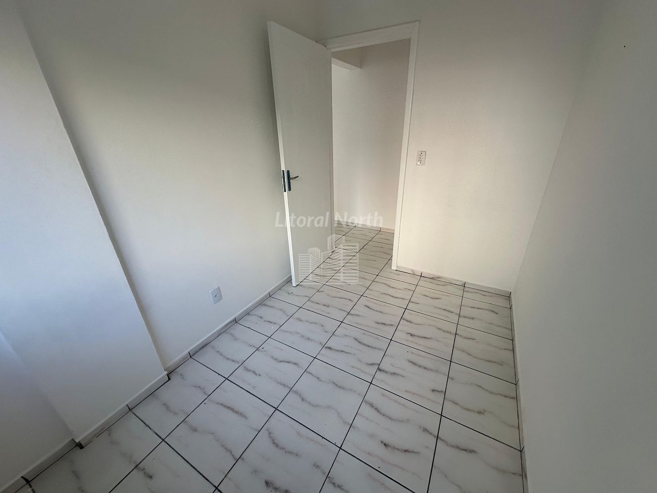 Apartamento à venda com 2 quartos, 1 banheiro, 1 vaga e 69m² no Centro, Balneário Camboriú (SC) — foto 11 de 13