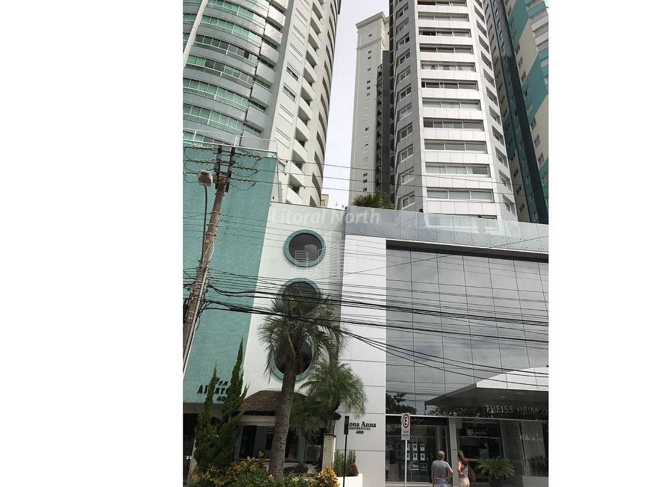 Apartamento à venda com 3 quartos, 1 suíte, 1 vaga e 100m² no Centro, Balneário Camboriú (SC) — foto 2 de 13