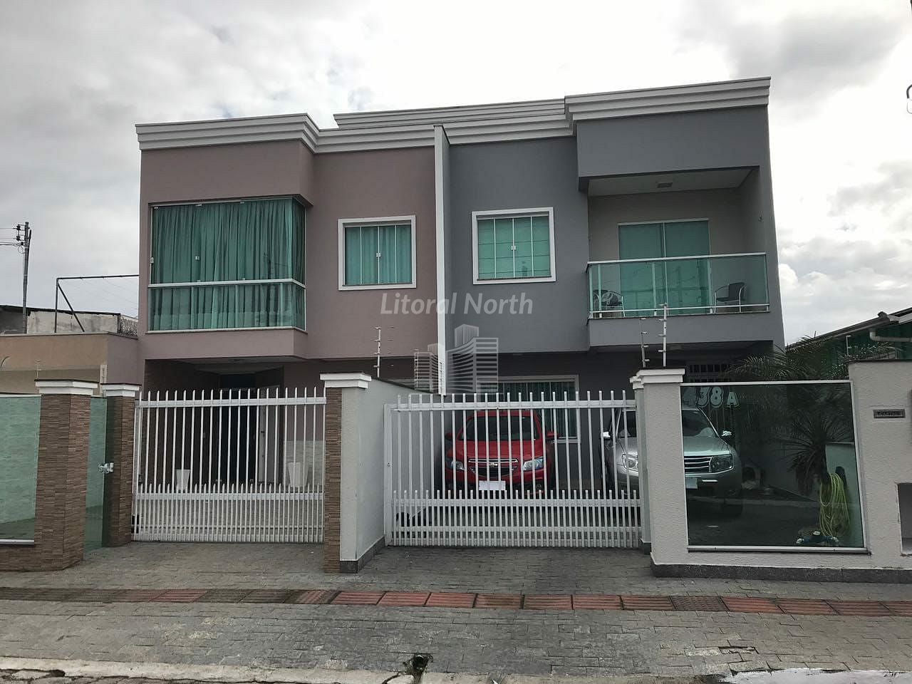 Sobrado de 3 quartos, 145m² no bairro São João, em Itajaí | Eu Corretor