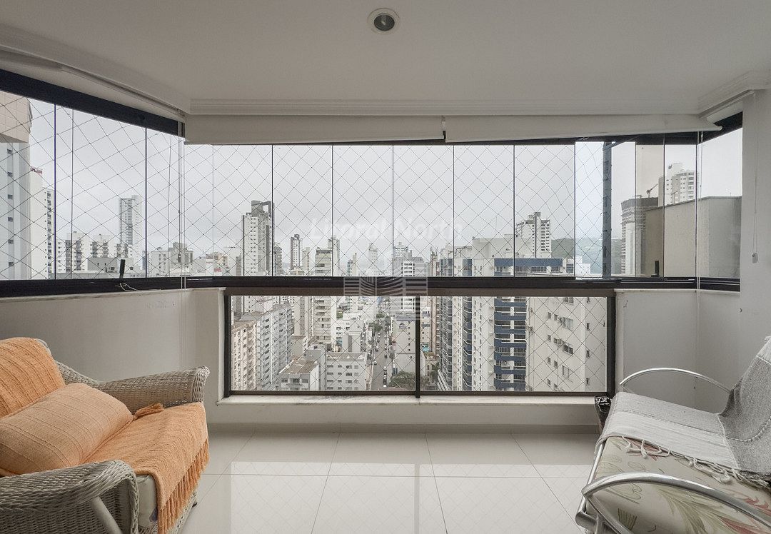 Apartamento à venda com 3 quartos, 1 suíte, 1 vaga e 126m² no Centro, Balneário Camboriú (SC) — foto 5 de 30