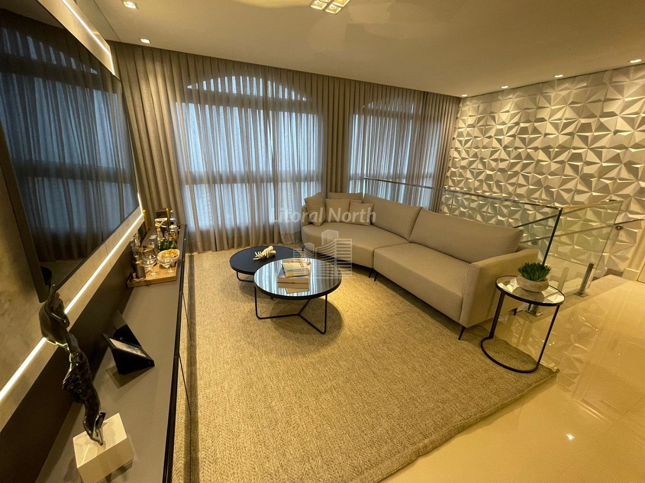 Cobertura de 3 quartos, 240m² no bairro Centro, em Balneário Camboriú | Eu Corretor