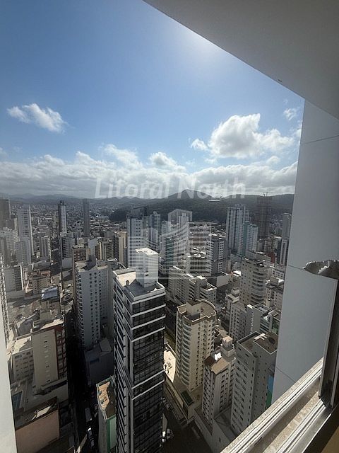 Apartamento à venda com 4 quartos, 4 suítes, 4 vagas e 170m² no Centro, Balneário Camboriú (SC) — foto 10 de 30
