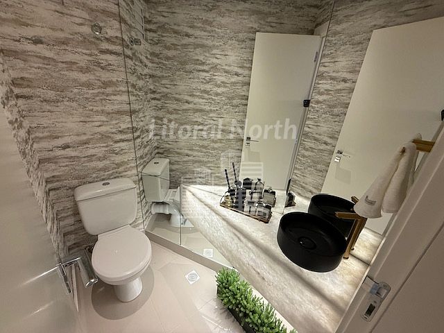 Apartamento à venda com 3 quartos, 3 suítes, 3 vagas e 134m² no Centro, Balneário Camboriú (SC) — foto 28 de 30