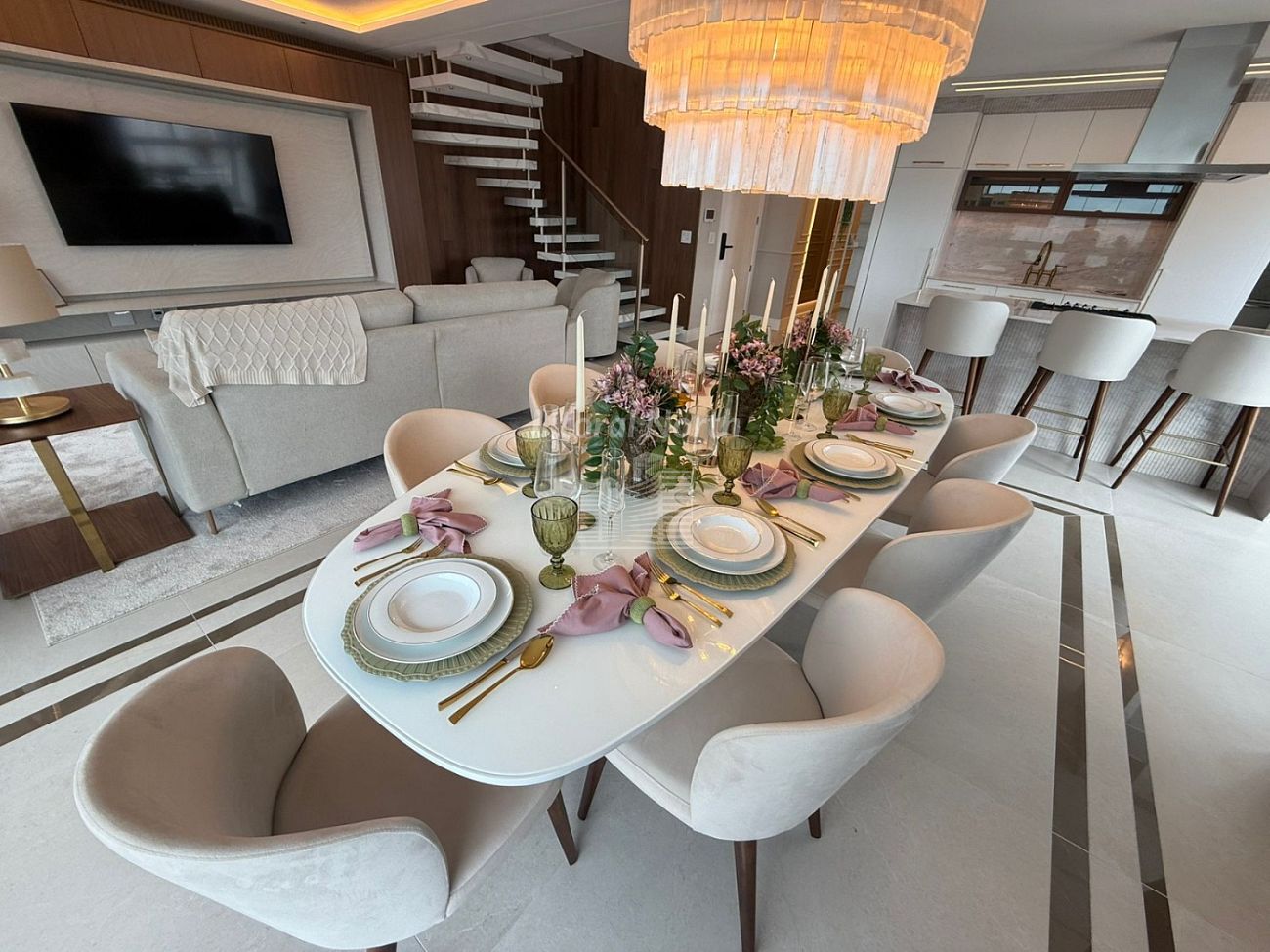 Cobertura à venda com 4 quartos, 3 suítes, 4 vagas e 326m² no Centro, Balneário Camboriú (SC) — foto 7 de 30
