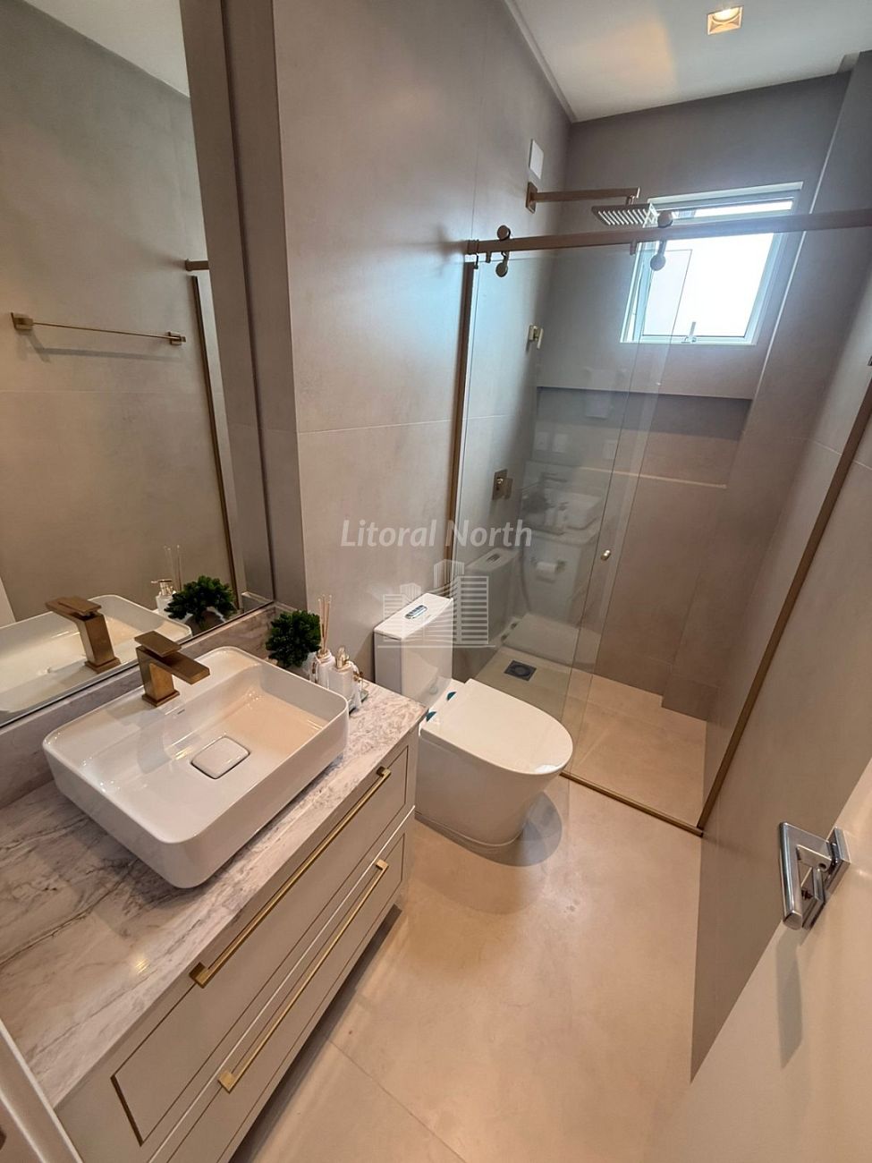 Cobertura à venda com 4 quartos, 3 suítes, 4 vagas e 326m² no Centro, Balneário Camboriú (SC) — foto 16 de 30