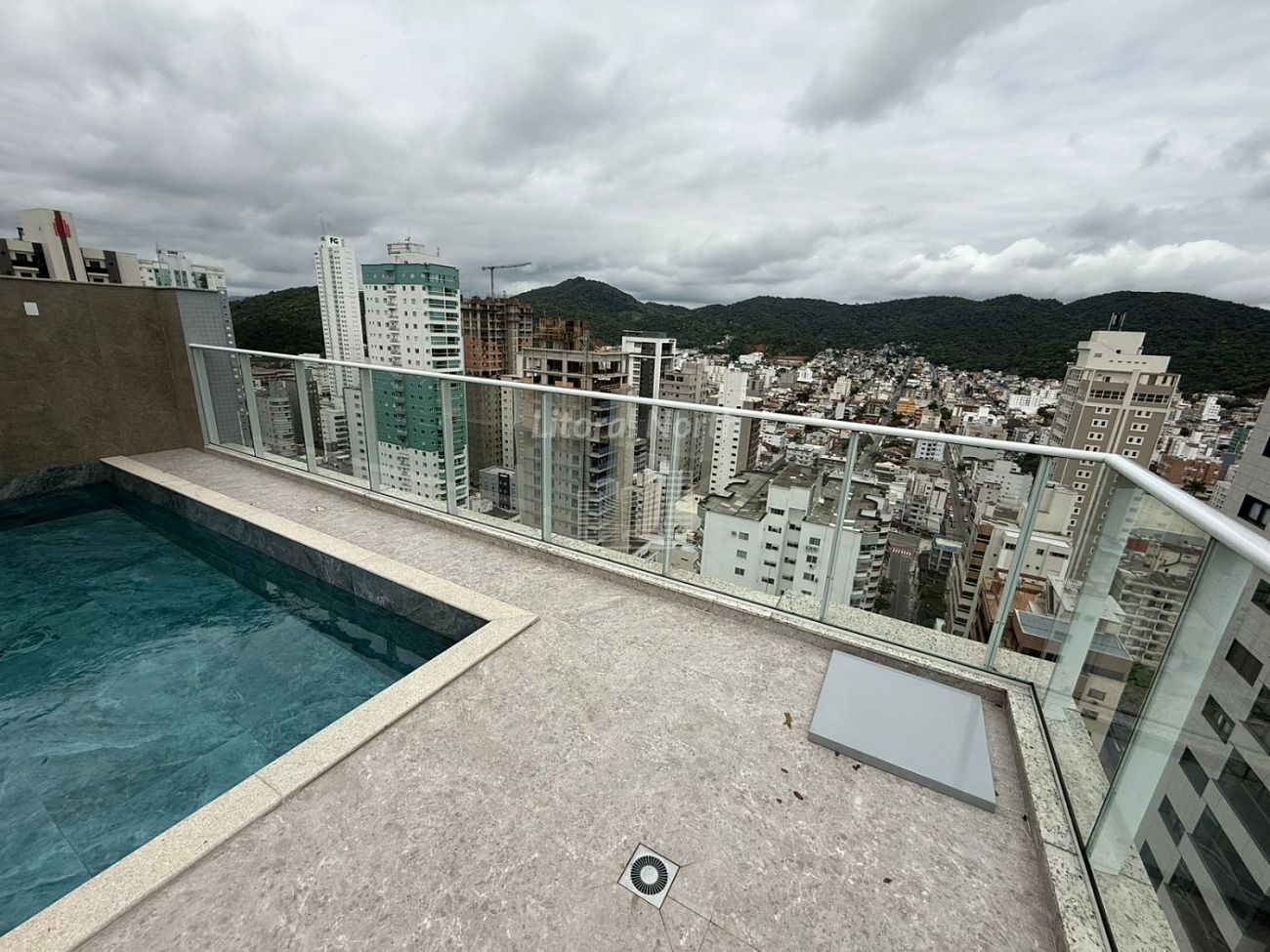 Cobertura à venda com 4 quartos, 3 suítes, 4 vagas e 326m² no Centro, Balneário Camboriú (SC) — foto 28 de 30