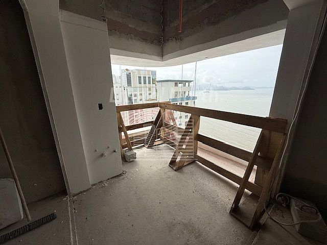Apartamento à venda com 4 quartos, 4 suítes, 3 vagas e 194m² no Barra Sul, Balneário Camboriú (SC) — foto 12 de 30