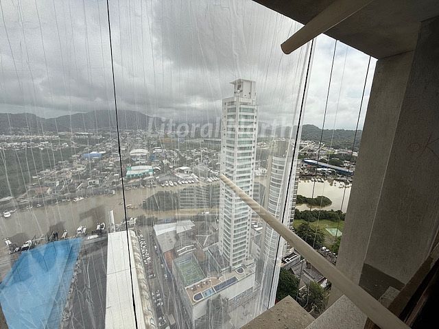 Apartamento à venda com 4 quartos, 4 suítes, 3 vagas e 194m² no Barra Sul, Balneário Camboriú (SC) — foto 19 de 30
